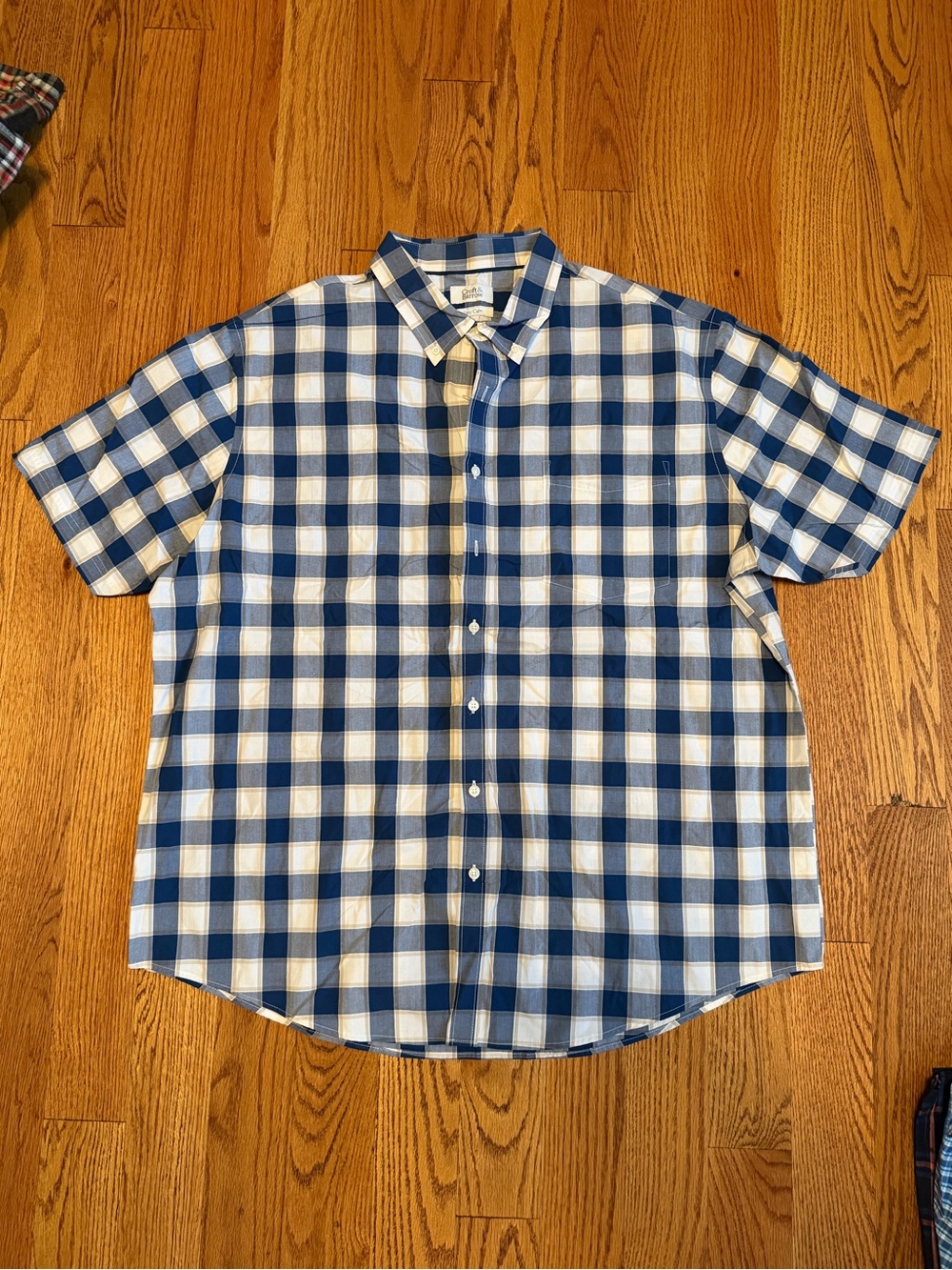 croft & barrow Blue and White Large Check Short-Sleeve Button-Down Shirt